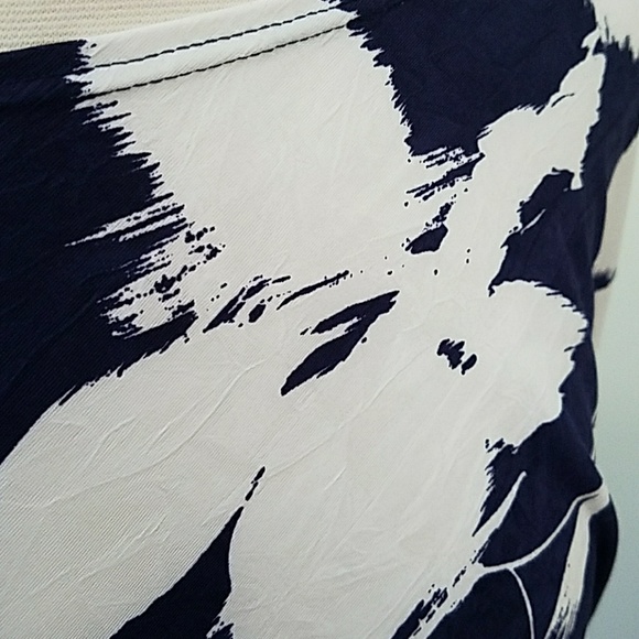 blue and white dress - Picture 4 of 4